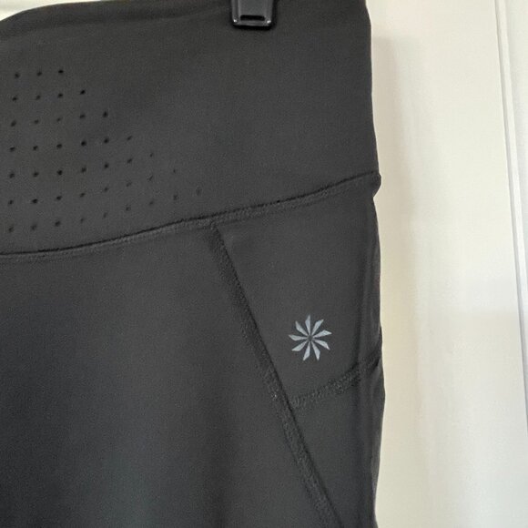 Athleta Sculptek Capri Leggings (size L) - EUC - Picture 3 of 5